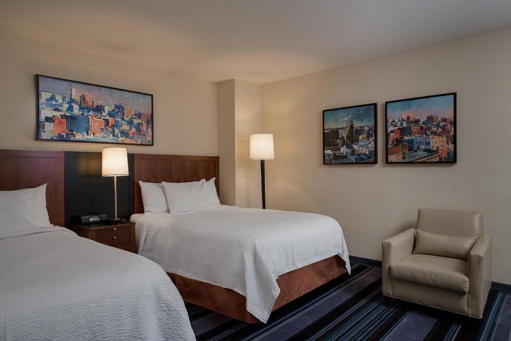 Room image 3